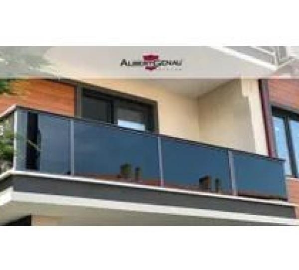 Mitra Cam Balkon